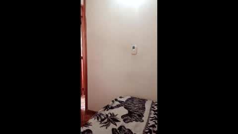 luanapowerful online show from 02/15/26, 07:32