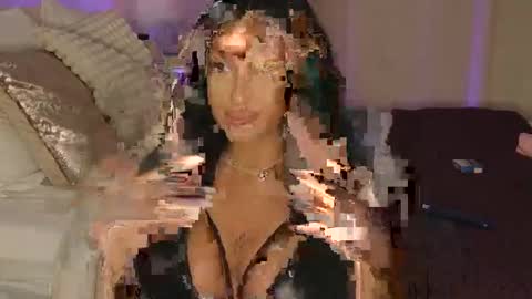 Luana Dess online show from 05/08/26, 04:45
