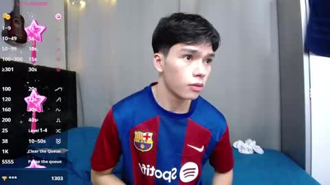 Snapshot of luandy_ chatting on 12/12/24, 02:33 lUAN online show from 12/12/24, 02:33