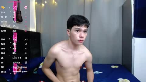 Snapshot of luandy_ chatting on 12/31/24, 02:36 lUAN online show from 12/31/24, 02:36