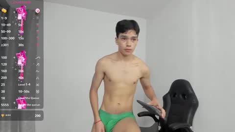 Snapshot of luandy_ chatting on 02/13/25, 11:17 lUAN online show from 02/13/25, 11:17