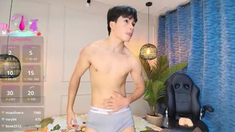 Snapshot of luandy_ chatting on 10/20/25, 07:36 lUAN online show from 10/20/25, 07:36