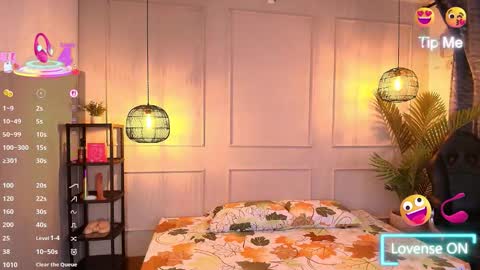 lUAN online show from 02/24/26, 12:03