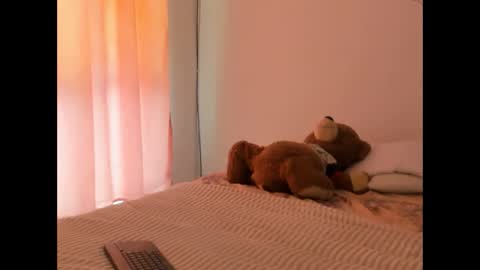 luara__01__lecat_1 online show from 02/28/26, 05:58