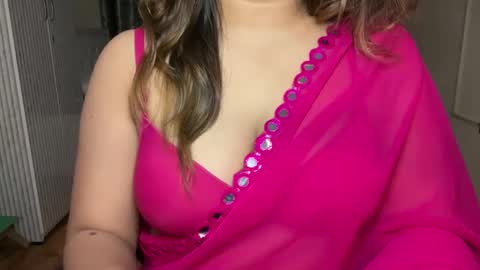 Snapshot of lubna_07 chatting on 12/23/24, 05:22 slow poison online show from 12/23/24, 05:22