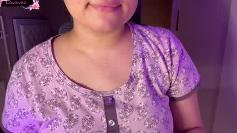 Snapshot of lubna_07 chatting on 03/25/26, 04:02 slow poison online show from 03/25/26, 04:02