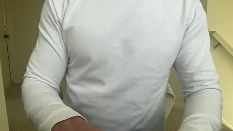 luca1010101010 online show from 04/22/26, 04:08