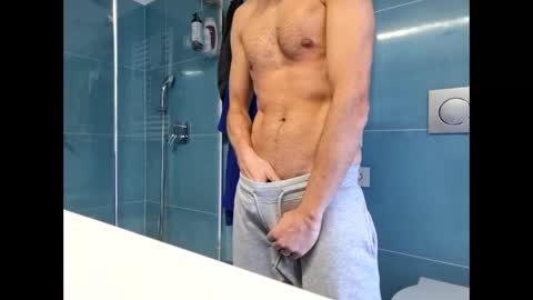 luca2828 online show from 11/06/25, 12:17