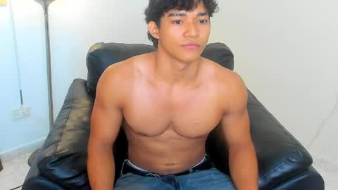 Snapshot of luca_mashle chatting on 05/24/26, 02:27 luca_mashle online show from 05/24/26, 02:27