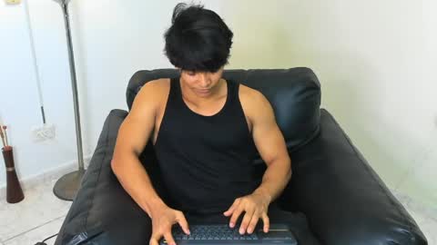 Snapshot of luca_mashle chatting on 05/27/26, 02:30 luca_mashle online show from 05/27/26, 02:30