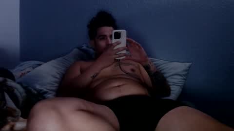 luca_noir23 online show from 06/01/26, 09:44