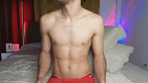 Snapshot of lucaa_ferrer chatting on 04/16/26, 06:03 Luca Ferrer online show from 04/16/26, 06:03