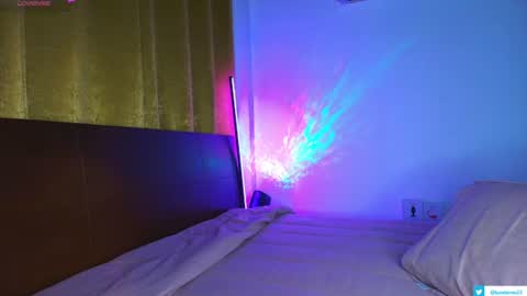 Snapshot of lucaa_ferrer chatting on 07/09/26, 01:53 Luca Ferrer online show from 07/09/26, 01:53
