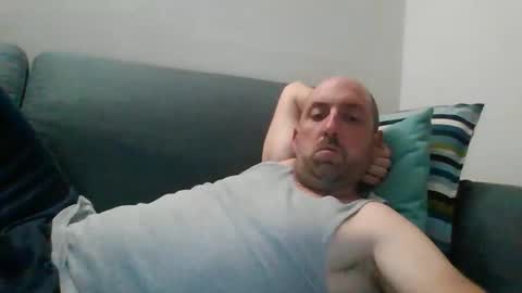 Luca online show from 10/24/25, 07:43