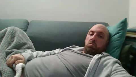 Luca online show from 12/22/25, 07:44