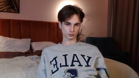 Snapshot of lucacharm chatting on 02/09/25, 12:06 lucacharm online show from 02/09/25, 12:06