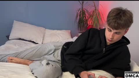 lucacharm online show from 04/03/26, 03:48