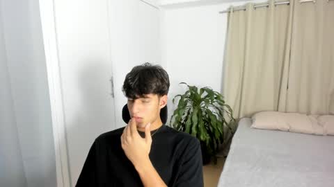 Snapshot of lucacosta19 chatting on 05/01/26, 08:02 lucacosta19 online show from 05/01/26, 08:02