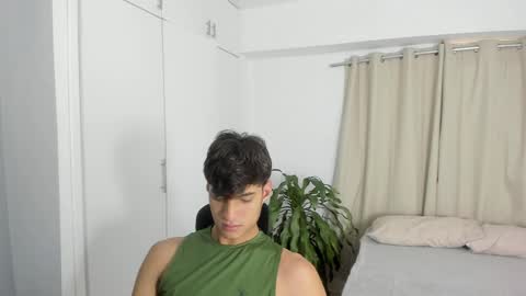 Snapshot of lucacosta19 chatting on 05/03/26, 11:49 lucacosta19 online show from 05/03/26, 11:49