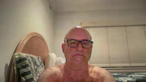 lucas10004 online show from 12/17/24, 12:00