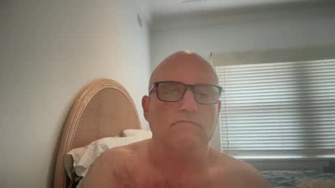 lucas10004 online show from 01/07/25, 04:08