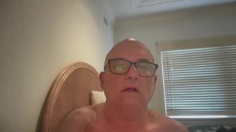 lucas10004 online show from 01/17/25, 12:53