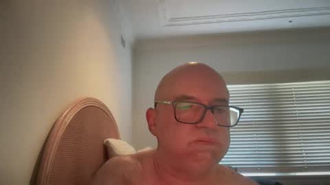 lucas10004 online show from 01/23/25, 10:33