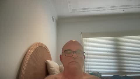 lucas10004 online show from 01/24/25, 03:32