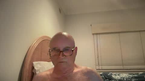 lucas10004 online show from 02/02/25, 10:13