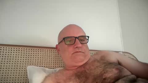 lucas10004 online show from 10/06/25, 05:38