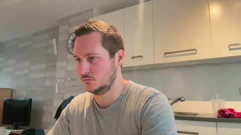 Lucas online show from 12/31/24, 10:58