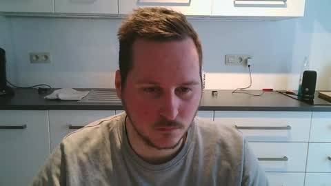 Lucas online show from 02/04/25, 09:49