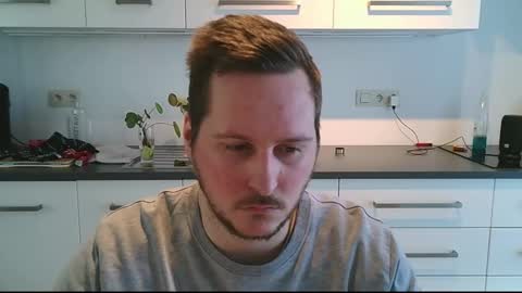 Lucas online show from 02/18/25, 11:00