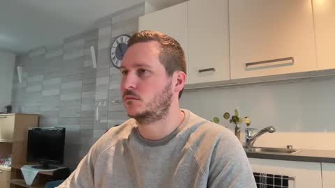 Lucas online show from 03/12/25, 12:15