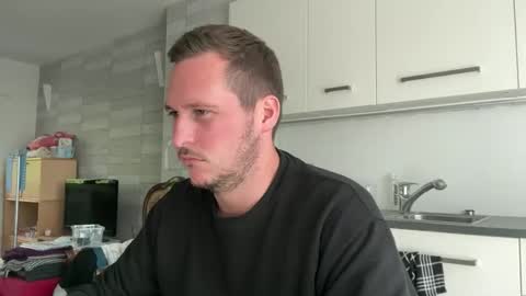 Lucas online show from 09/11/25, 03:34