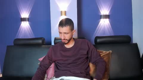 Snapshot of lucas4me chatting on 02/11/26, 03:00 Lucas online show from 02/11/26, 03:00