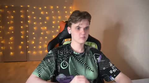 Lucas Gill online show from 01/14/25, 08:48