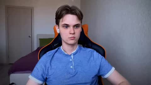 Lucas Gill online show from 03/06/25, 06:19