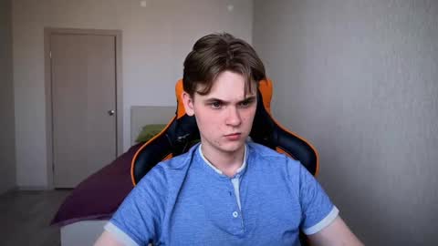 Lucas Gill online show from 03/07/25, 06:24