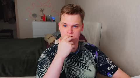 Lucas Gill online show from 12/02/25, 04:07