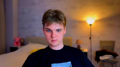 Lucas Gill online show from 04/07/26, 02:28