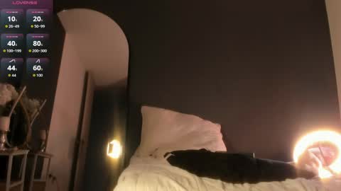   online show from 04/18/26, 02:59