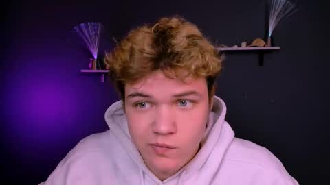 lucas_long_ online show from 12/18/25, 09:59