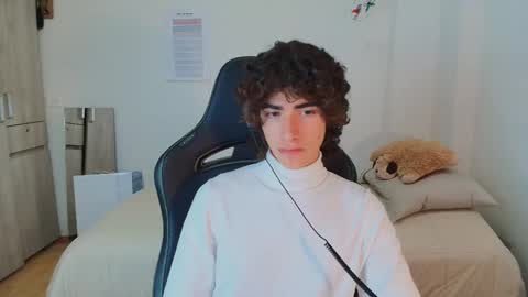 lucas_xo online show from 02/19/26, 03:35