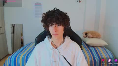 lucas_xo online show from 02/24/26, 02:31