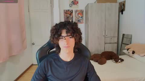 lucas_xo online show from 03/18/26, 03:09