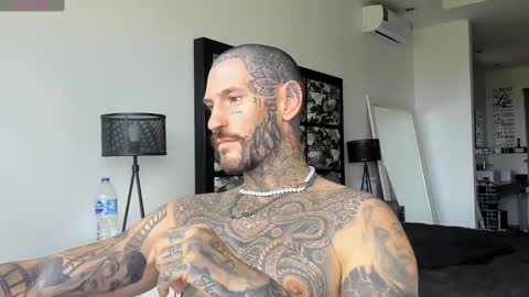 lucasexclusive online show from 01/03/25, 06:55