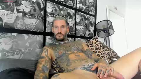 lucasexclusive online show from 02/13/25, 04:32