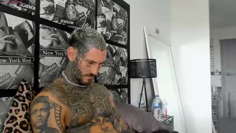 lucasexclusive online show from 02/28/25, 03:48