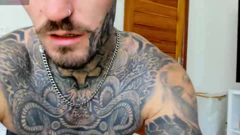 lucasexclusive online show from 10/04/25, 07:06
